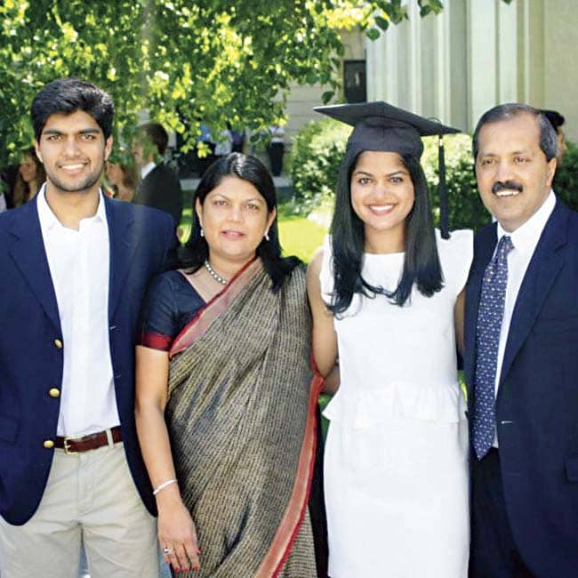 falguni nayar family